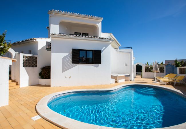 Villa/Dettached house in Carvoeiro - Casa Maricel